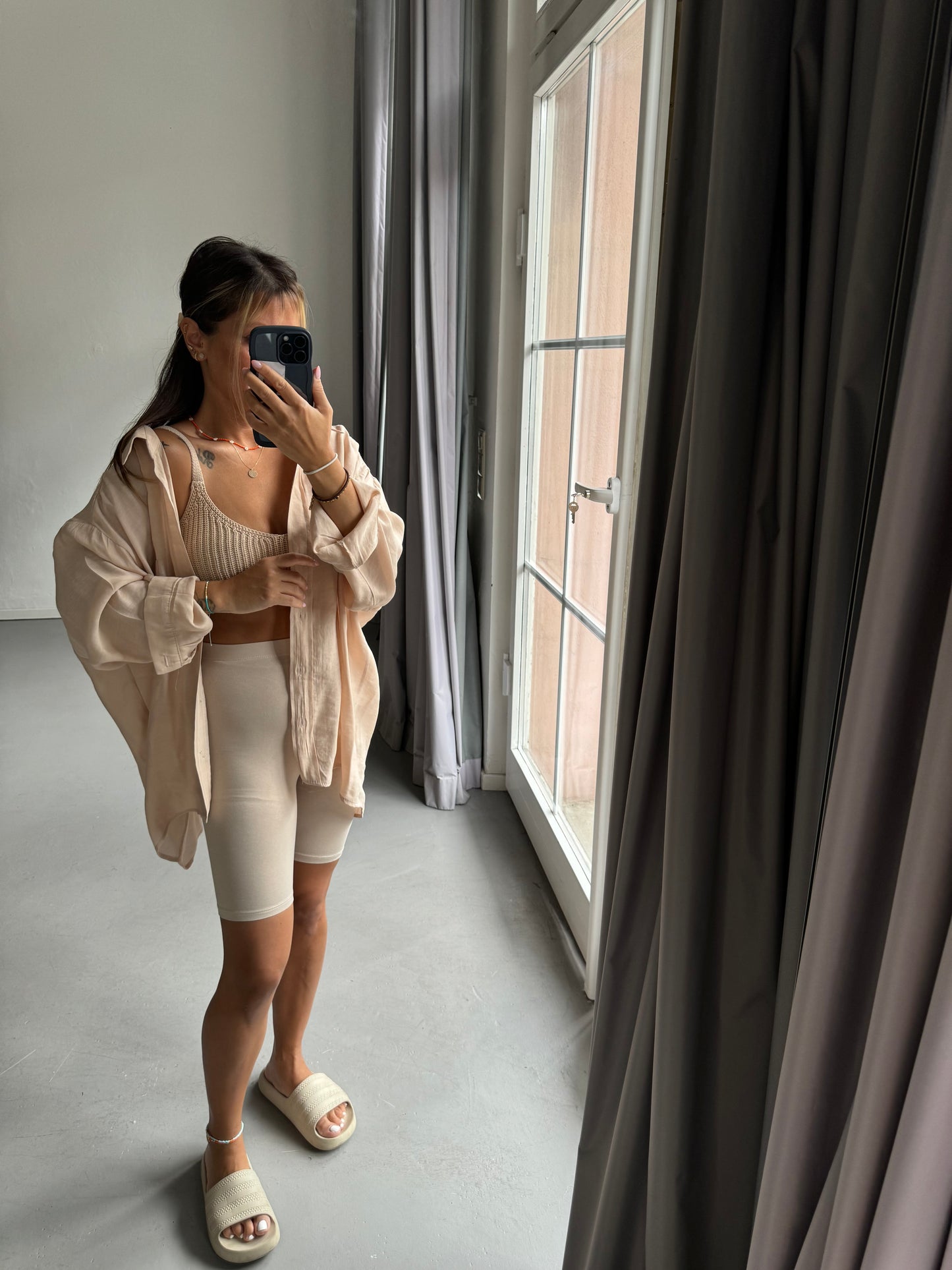 Beige Oversized Hemdbluse