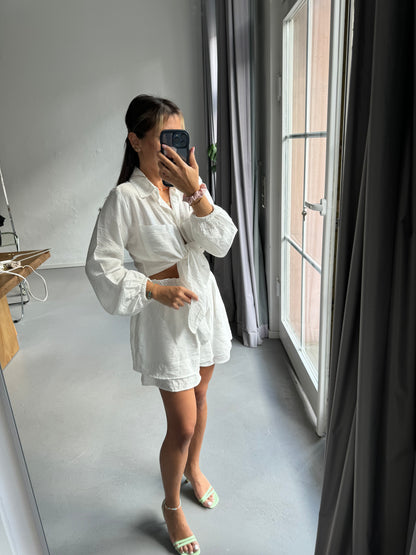 White two-piece set: crop shirt blouse with tie belt and shorts with pockets